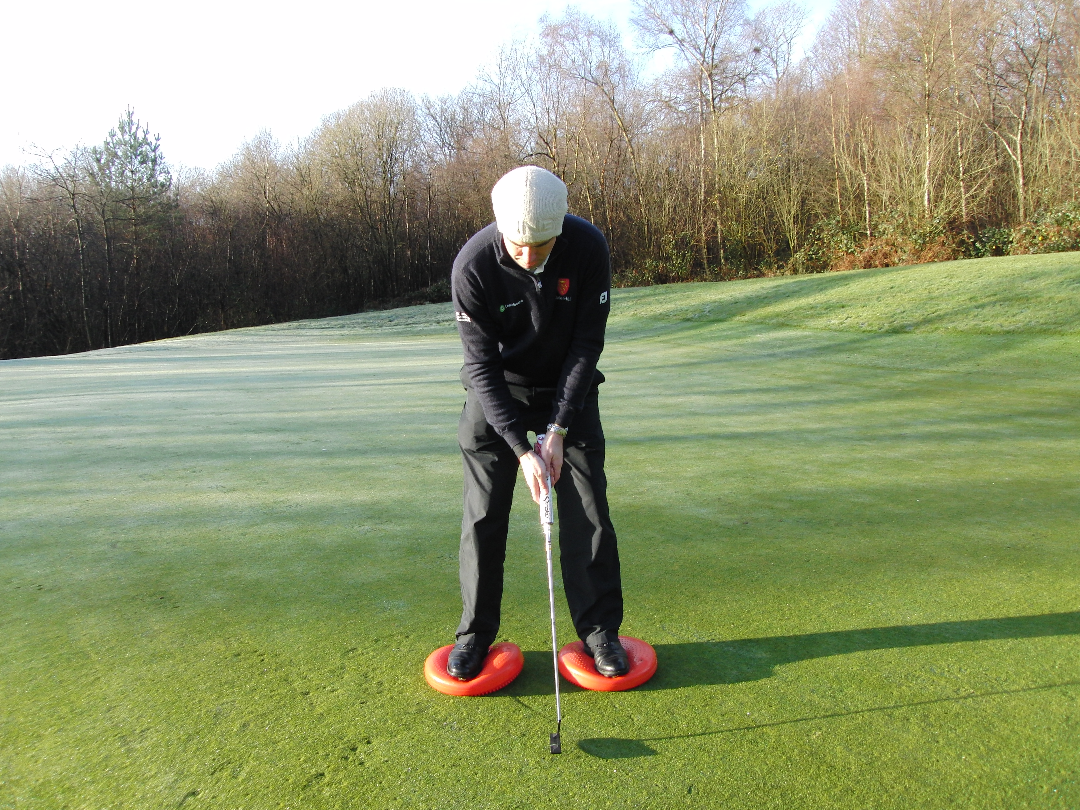 Mark Wood gives you some putting tips. 